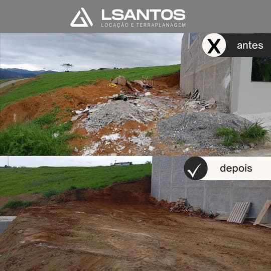 Máquina da LSantos fazendo terraplanagem de terreno